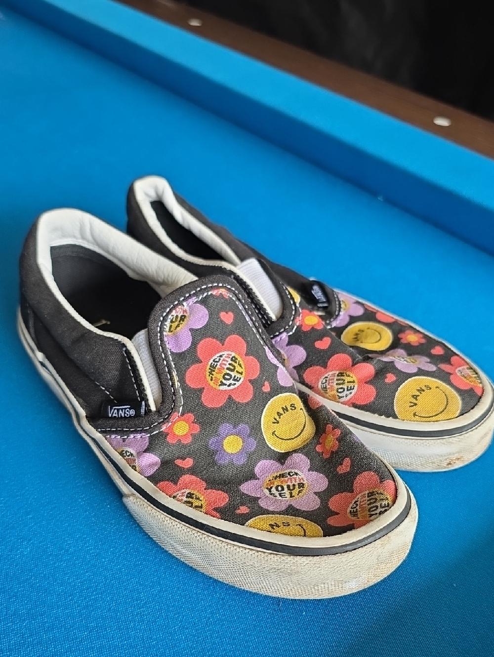 Vans Kids Slip-On Floral & Smiley Face Canvas Shoes - Black/Multi